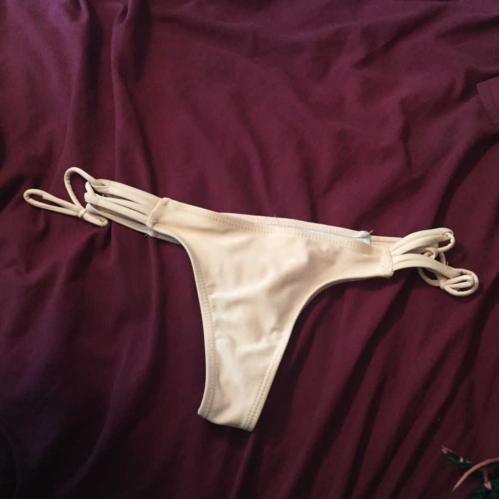 ❌SOLD❌Light pink bikini bottom